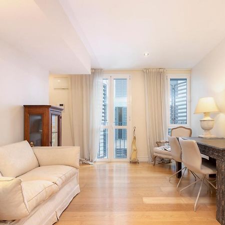 Acogedor Apartamento Junto A La Catedral By Rent Me Malaga Luaran gambar
